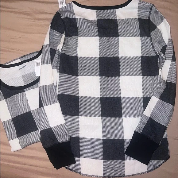 2 NWT long sleeve Flannel - Picture 4 of 5